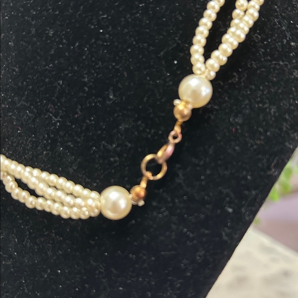 Source Unknown Cream Pearl Triple-Strand Necklace with Gold Bead Accents - Picture 3 of 3